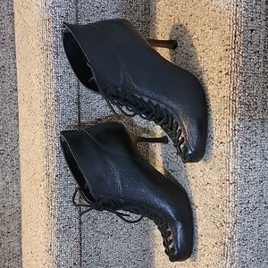 Plenty by Tracy Reese black booties size 40